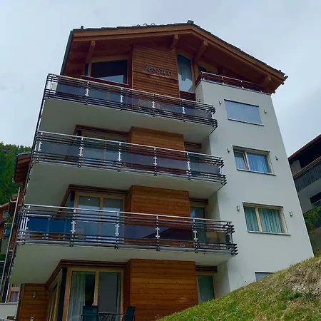 Apartman Jessica 2 *